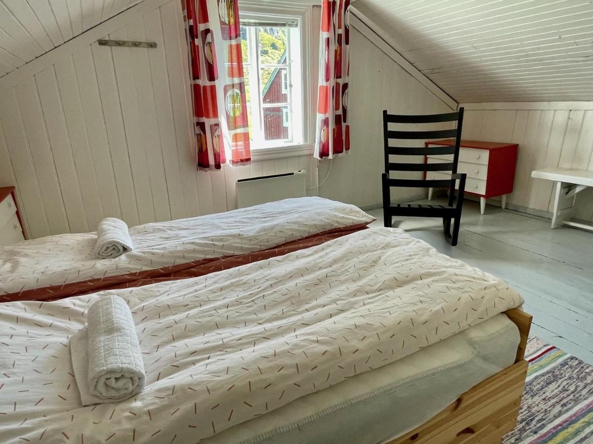 Grandmothers Cosy Farmhouse Fredvang Exterior photo